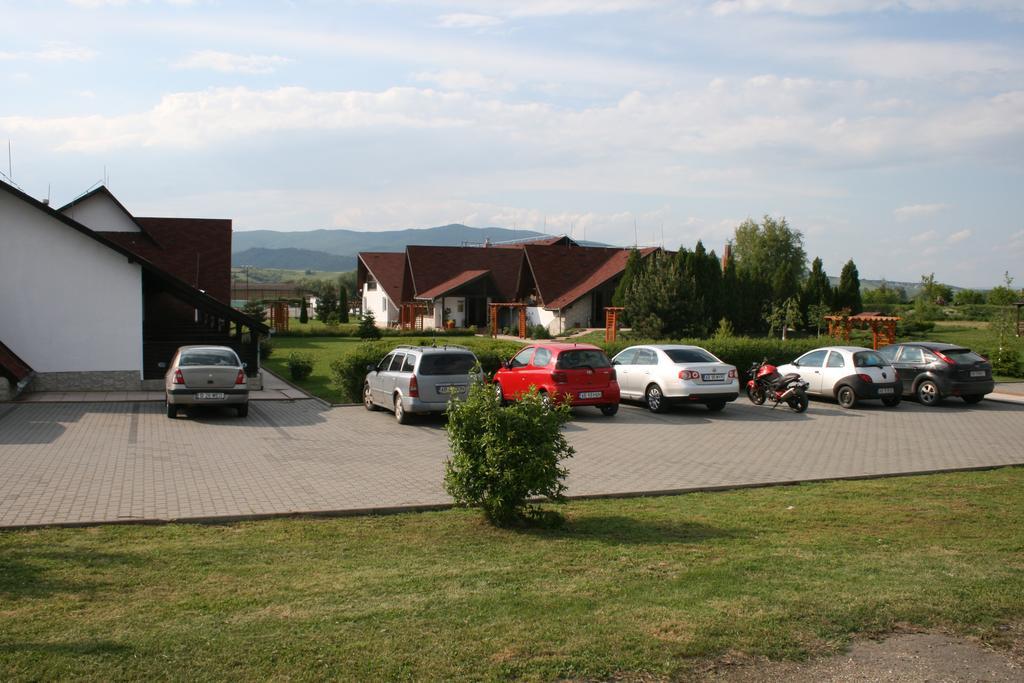 Drumul Dragostei Vintu De Jos Экстерьер фото